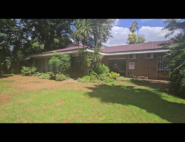 3 BEDROOM HOUSE FOR SALE IN THREE RIVERS PROPER